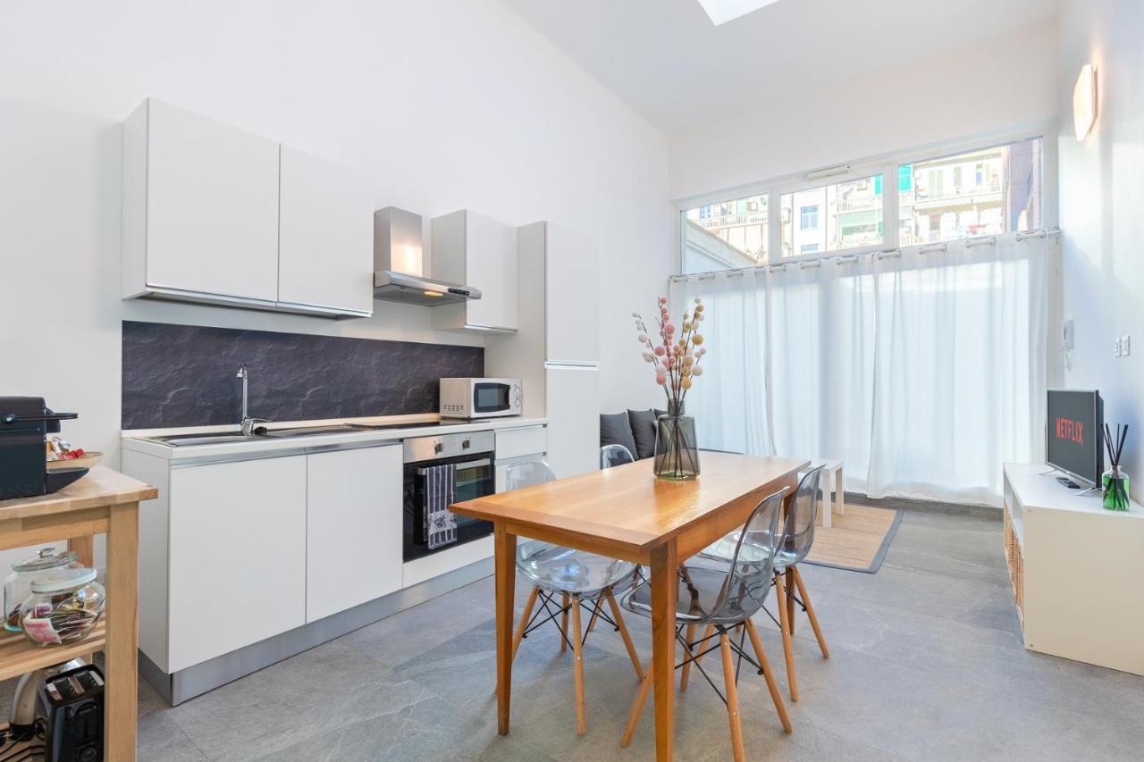토리노 Exclusive Loft Crocetta - Free Private Parking & Wi-Fi - 5 Min To Metro Nizza - Ac 빌라 외부 사진