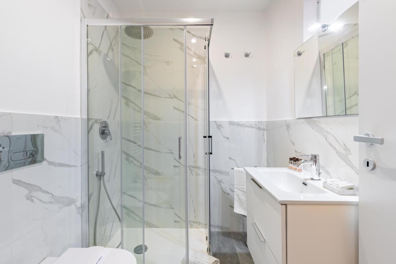 토리노 Exclusive Loft Crocetta - Free Private Parking & Wi-Fi - 5 Min To Metro Nizza - Ac 빌라 외부 사진