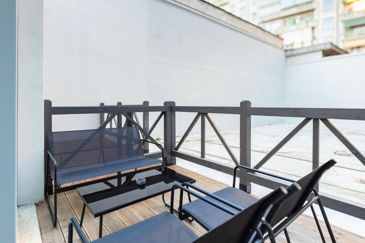 토리노 Exclusive Loft Crocetta - Free Private Parking & Wi-Fi - 5 Min To Metro Nizza - Ac 빌라 외부 사진